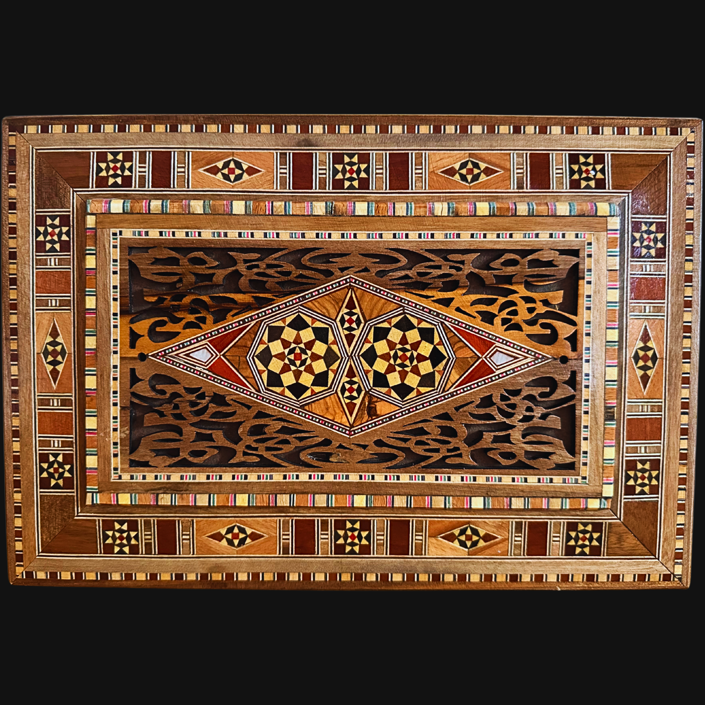 Boîte Damasquinée à Bijoux et Souvenirs – Élégance Artisanale