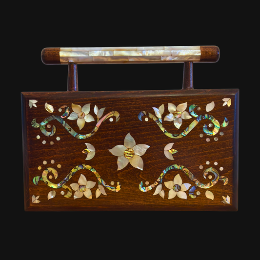 Sham – Luxe Damascene Clutch met Bloemmotief Parelmoer & Brokaat Voering