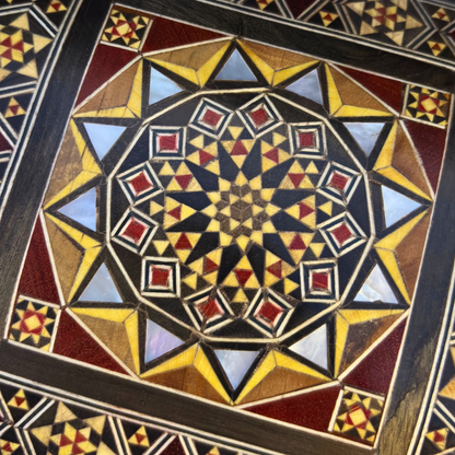 Boîte en Mosaïque Damascène Faite Main – Nacre & Velours